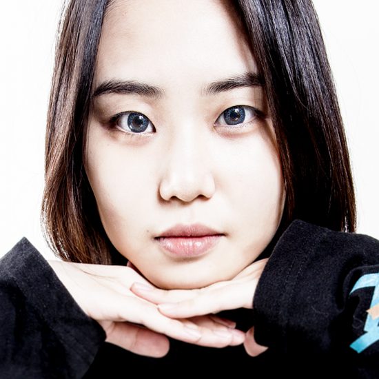 portrait, nadia rabhi, à l'atelier