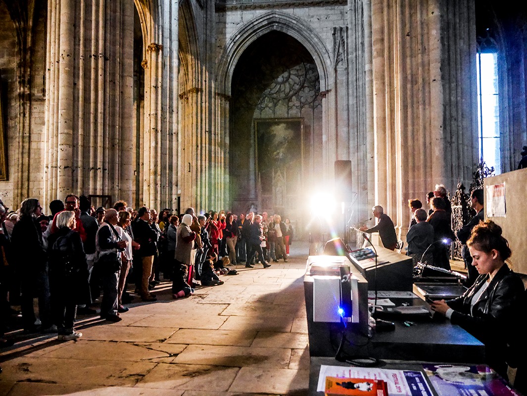 Vente aux enchères — Abbatiale St Ouen Rouen - Nadia Rabhi